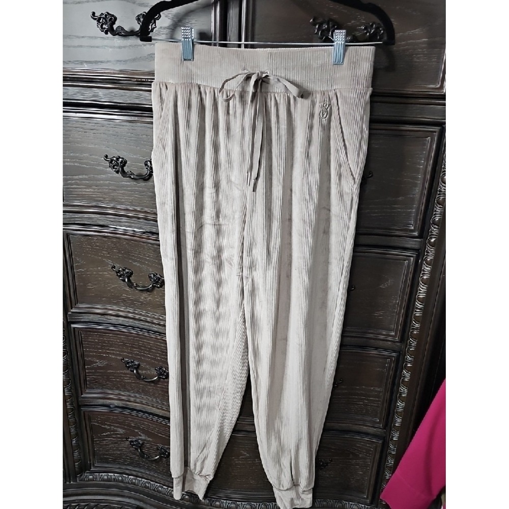 Victoria's Secret Ribbed Velour Jogger Pants Beige Taupe M NWT Loungewear